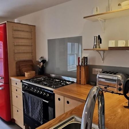 Spacious 2 Bedroom Apartment In The Heart Of Soho. London Ngoại thất bức ảnh