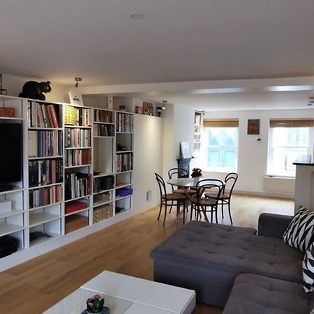 Spacious 2 Bedroom Apartment In The Heart Of Soho. London Ngoại thất bức ảnh