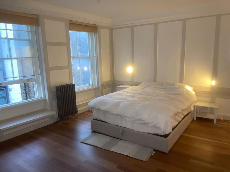 Spacious 2 Bedroom Apartment In The Heart Of Soho. London Ngoại thất bức ảnh